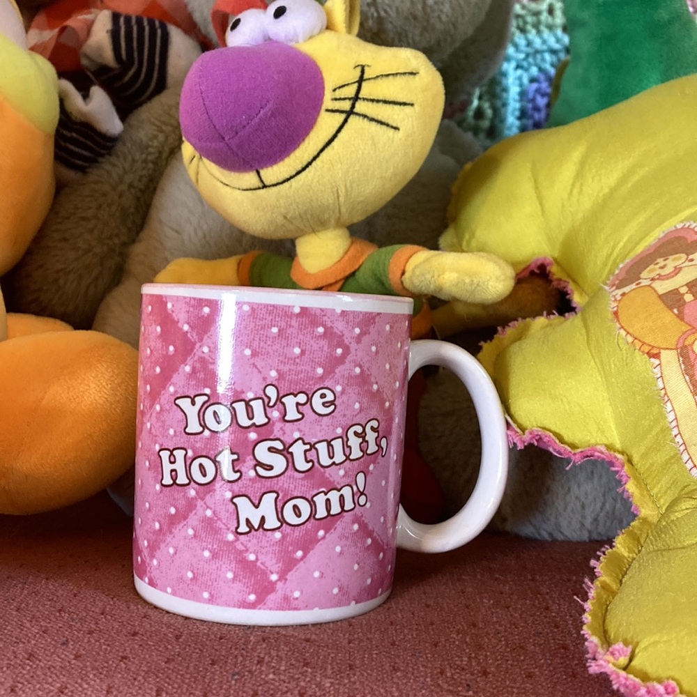 EUC Mom Mug Pink and white